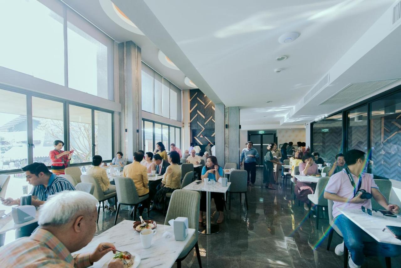 Arista Hotel Ubon 우본라차타니 외부 사진